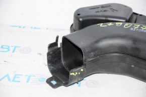 Nissan Rogue 14-20 air duct to filter, broken mount