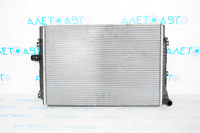 Radiator cooling water VW Jetta 16-16 USA 1.4T crushed