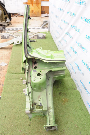 Front quarter right Ford Focus mk3 11-18 green