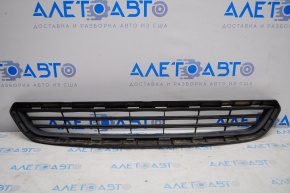 Lower grille of the front bumper Ford Fiesta 14-19 rest mat, break of the lower grille