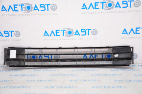 VW Passat b8 16-19 USA front bumper center grille
