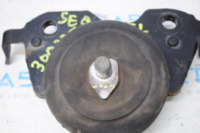 Engine mount left Toyota Sequoia Tundra 08-16 broken guide