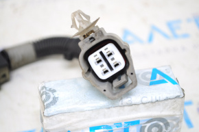 Air suspension actuator front left Toyota Sequoia 08-16