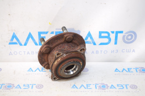 Front right hub Kia Optima 16-20 rusty