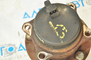Rear right hub Hyundai Santa FE Sport 13-18 FWD sensor cover defect