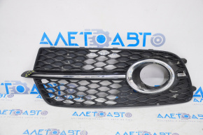 Lower grille of the front bumper left Audi Q5 8R 13-17 rest, s-line, matt+gloss, chrome insert, chrome under fog lights, crack