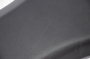 Center pillar trim lower right Kia Forte 4d 17-18 rest breakage crepe, scratch