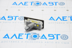 Trunk lid number plate light right Kia Forte 4d 14-18