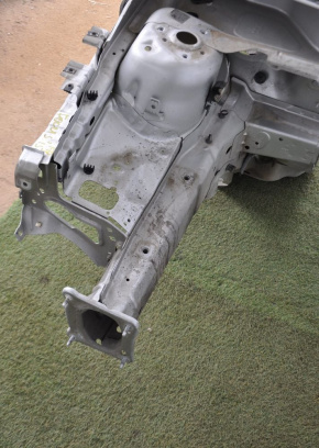 Front quarter right Ford Focus mk3 11-18 silver, poke