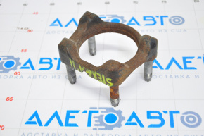 Rear left hub mounting bracket Toyota Sienna 11-20 FWD
