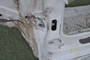 Front left quarter VW Beetle 12-19 19white, dented gun nose and threshold, pillar