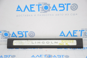 Door sill trim front left Lincoln MKZ 13-14 chrome with backlight black, dent, broken fastener, chrome chipped