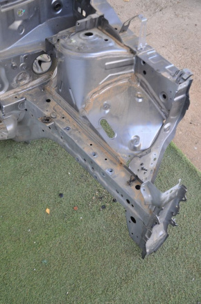 Quarter front left Nissan Rogue 14-20 graphite