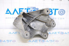 Cadillac ATS 13-15 Right Engine Mount Bracket