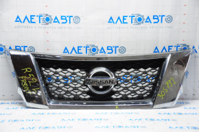 Radiator grill grill Nissan Pathfinder 13-16 prerest under the camera with the emblem, sand
