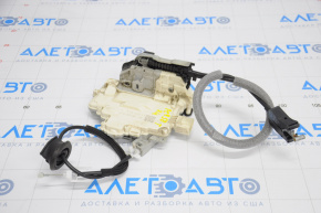 Rear left door lock Porsche Cayenne 958 11-17