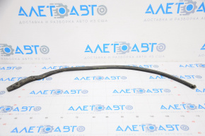Door seal on sunset rear left Porsche Cayenne 958 11-17