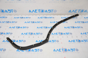 Rear Arch Seal Left Porsche Cayenne 958 11-14