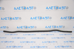 Bonnet seal rear central Porsche Cayenne 958 11-15