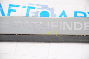 Door sill trim outer front left Nissan Pathfinder 13-20 black with chrome, corrosion