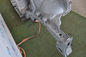 Front quarter left Toyota Prius 30 10-15 silver with central pillar