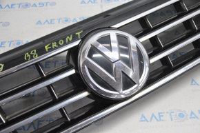 Radiator grill with badge VW Passat b8 16-19 USA, sand