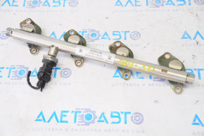 Fuel rail Infiniti QX30 17- with sensor