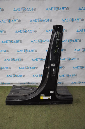 Left center pillar for Porsche Cayenne 958 11-14
