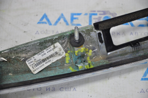 Trunk lid molding Toyota Avalon 13-18, broken fasteners