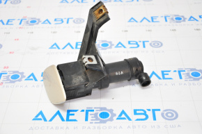 Left headlight washer nozzle with plug for Lexus RX400h 04-08