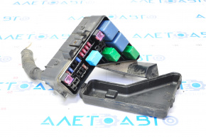 Fuse box underhood Lexus RX400h 06-08