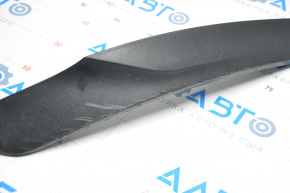 Front bumper trim lower left Ford Explorer 16-17 scratches