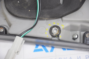Light inside trunk lid right Lexus RX350 RX400h 06-07 rest, dark, broken mount