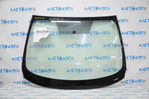 Windshield Nissan Rogue Sport 17-18 chip, sand