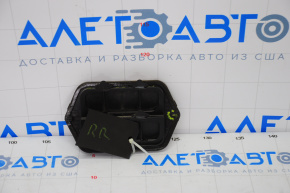 Right ventilation shield Mazda 3 14-18 BM broken fastener