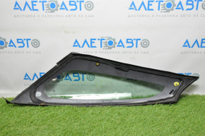Window blind glass front left Fiat 500L 14-19 torn seal