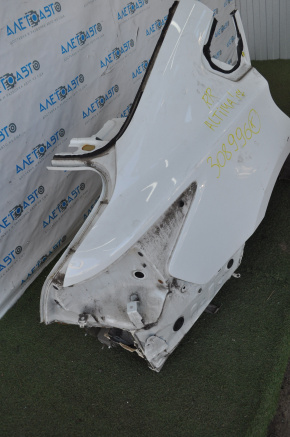 Quarter wing rear right Nissan Altima 16-18 rest white