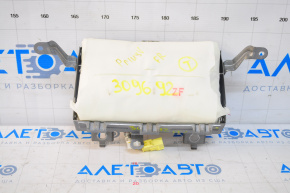 Airbag passenger airbag in the dashboard Toyota Prius V 12-17 rusty pyropatron