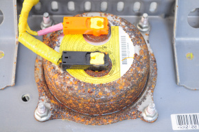 Airbag passenger airbag in the dashboard Toyota Prius V 12-17 rusty pyropatron