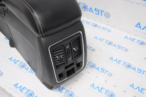 Console central armrest Jeep Grand Cherokee WK2 14-17 leather black, scratches, cracks