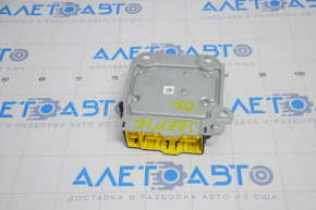 SRS airbag module computer airbags Jeep Grand Cherokee WK2 14-15