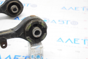Upper front right arm Dodge Challenger 09-19 rwd silent blocks torn