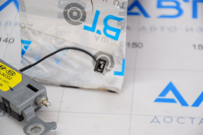 ROOF ANTENNA AMPLIFIER Hyundai Sonata 11-15
