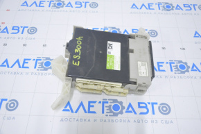 Fuse block under the dashboard complete with MPX Lexus ES300h 13-18