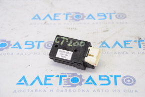 Antenna Booster Lexus CT200h 11-17