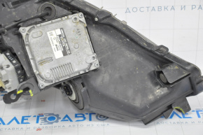 Headlight front right Toyota Prius V 12-14 bare pre-rest LED for polishing, break fastening