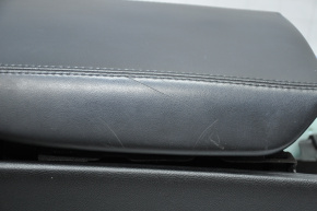 Console center armrest Lincoln MKX 16-18 leather black, scratches, worn