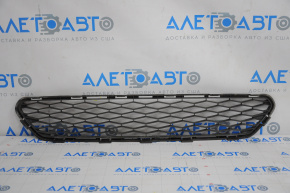 Lower grille front bumper Nissan Rogue 14-16 tears in the lower part