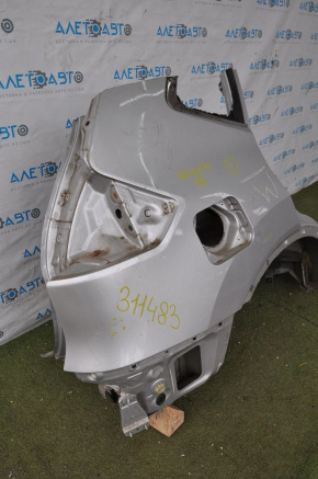 Quarter wing rear right Nissan Rogue 14-20 silver, small bumps