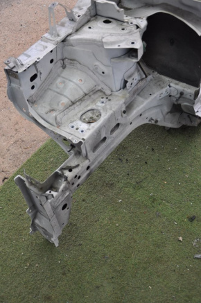 Front right quarter Nissan Rogue 14-20 white